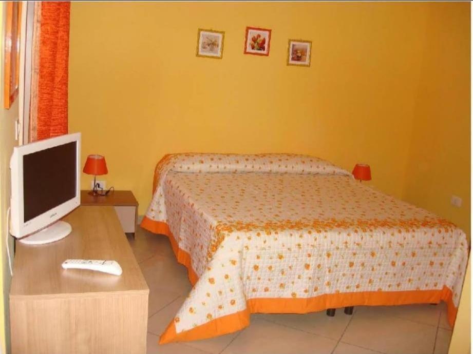 B&B Emmanuel Реджо-ди-Калабрия Экстерьер фото
